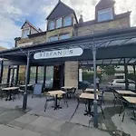 Bright Flat 2 Beds Great Location *