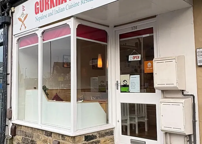 Bright Flat 2 Beds Great Location