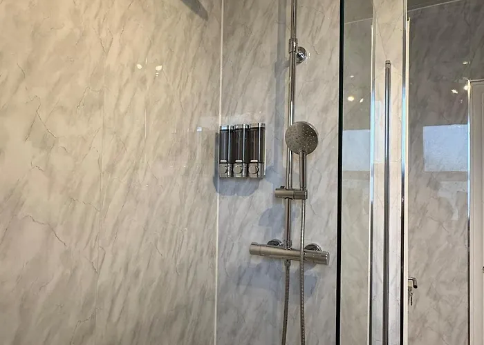 Bright Flat 2 Beds Great Location Apartamento